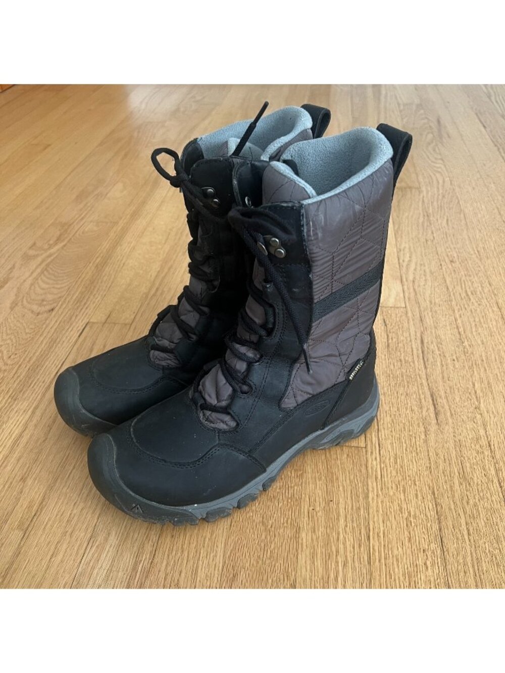 Keen Women's Hoodoo III Tall Black Gray Waterproof Winter Boots Size 9